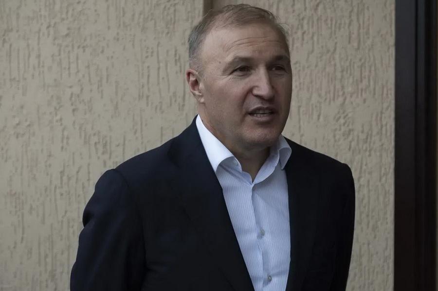 Мурат Кумпилов поздравил жителей Кабардино-Балкарии с Днем государственности
