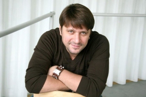 «Психически нездорова» против «алкоголика и абьюзера»: Виктор Логинов развелся в четвертый раз