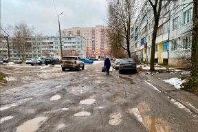 В Пскове подготовлены заявки для ремонта дворовых проездов на Алтаева