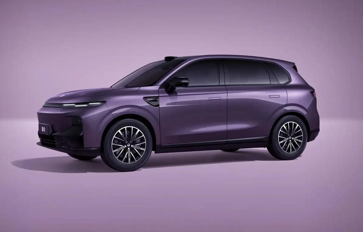 В Китае представили электрокроссовер Leapmotor B10