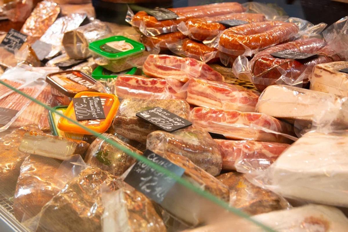 В России ожидается снижение цен на хамон на 30-40% после возвращения западных брендов