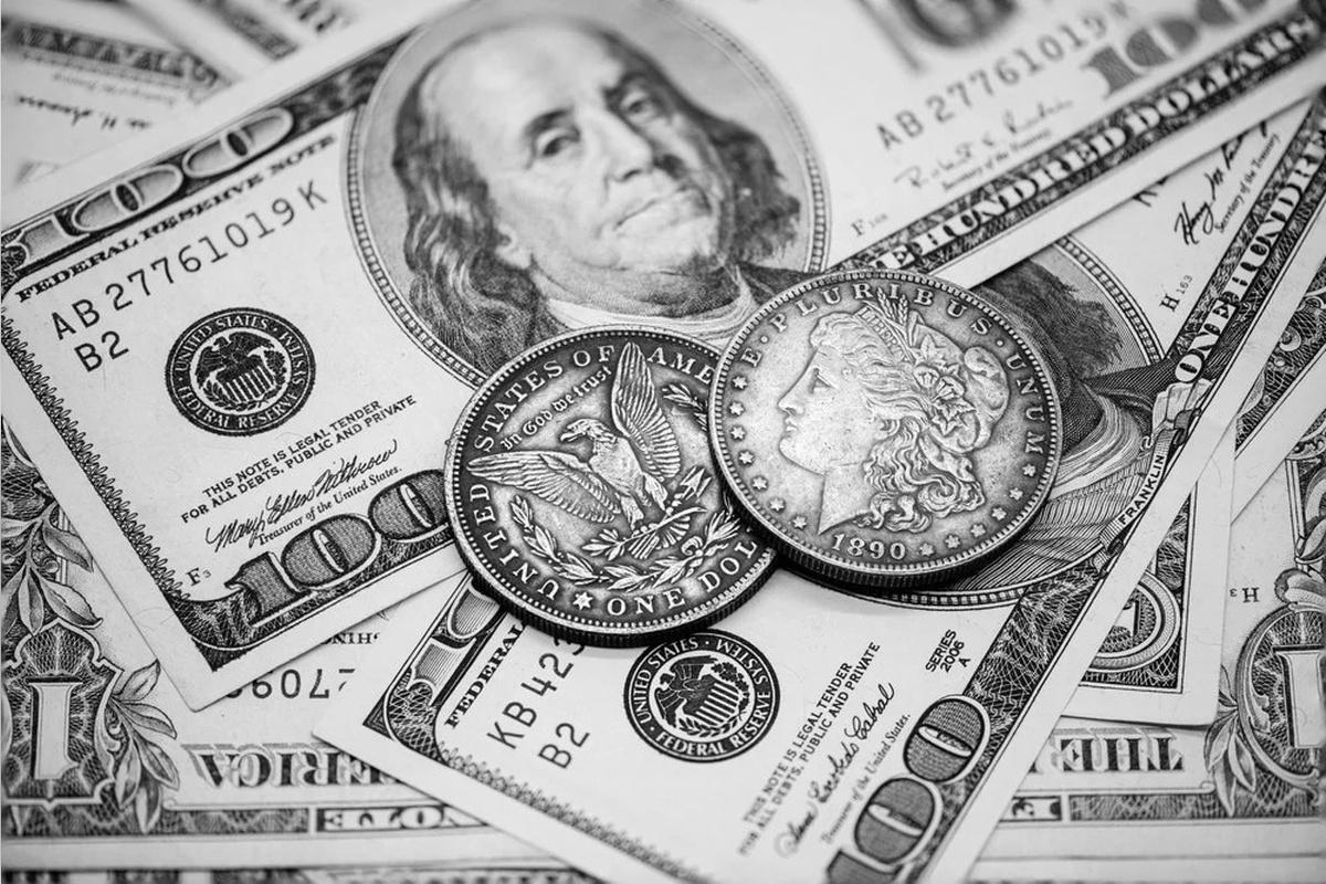 Американский доллар заметно ослабел