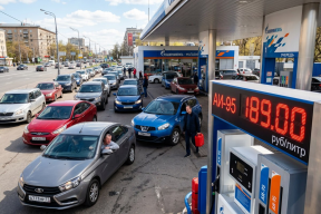 Заправки «Роснефти» в Чите перевели на круглосуточное обслуживание