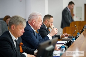 Спикер Магнитогорского городского Собрания депутатов Александр Морозов: Город получит новые трамваи, электробусы и дорожные развязки в рамках 10-летней программы развития транспорта
