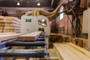 Власти Костромской области помогли предприятию «СВЕЗА» решить проблему дефицита древесины