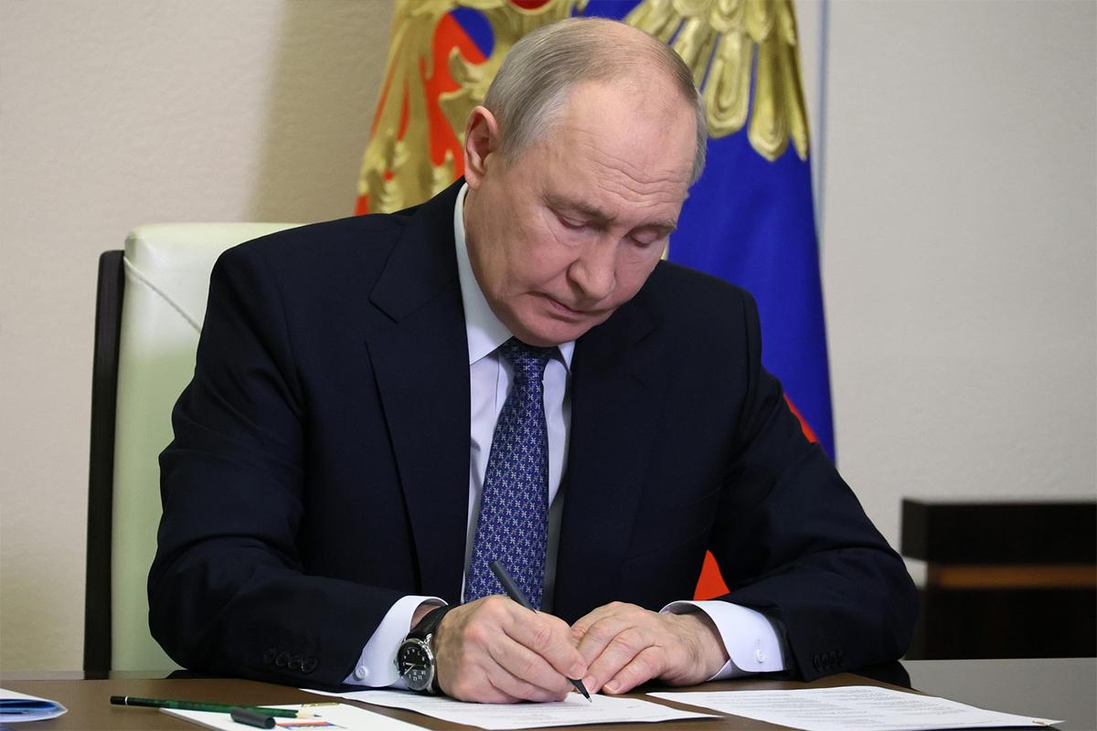 Путин закрутил гайки: стратегические компании обязали согласовывать исполнение иностранных законов
