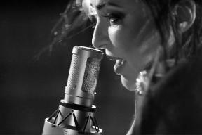 «В панике кажется, что сдохнешь»: Лолита объяснила, почему у нее случился разрыв шаблона