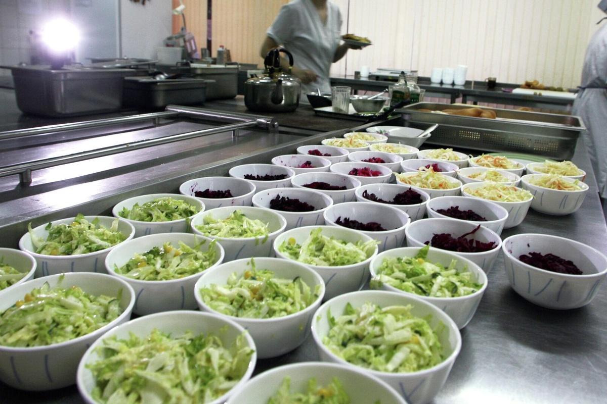 From September 1, new nutrition standards will be introduced in school canteens in St. Petersburg