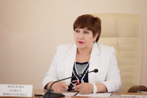 Спикер Заксобрания Владимирской области Ольга Хохлова: Депутатский корпус одобрил смягчение условий получения пособия в связи с рождением и воспитанием ребенка многодетным семьям