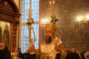 Председатель Думы Астраханской области Игорь Мартынов поздравил митрополита Никона с днем тезоименитства