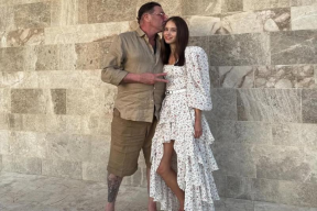 Лепс продает два особняка ради Авроры Кибы