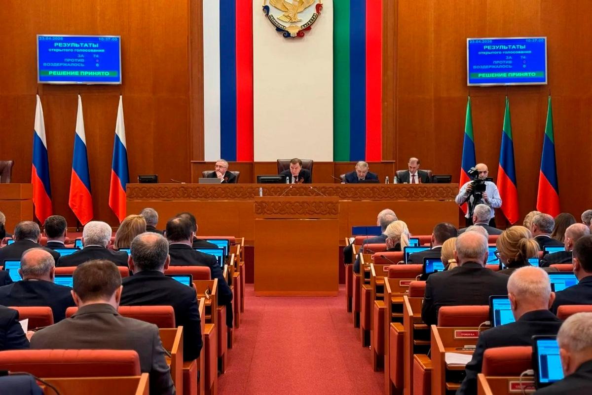 Спикер Народного Собрания Дагестана Заур Аскендеров: Депутатский корпус единогласно поддержал налоговые и земельные льготы для пострадавших от наводнения жителей