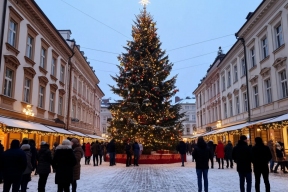 Йошкар-Ола и Волжск украшают улицы к Новому году