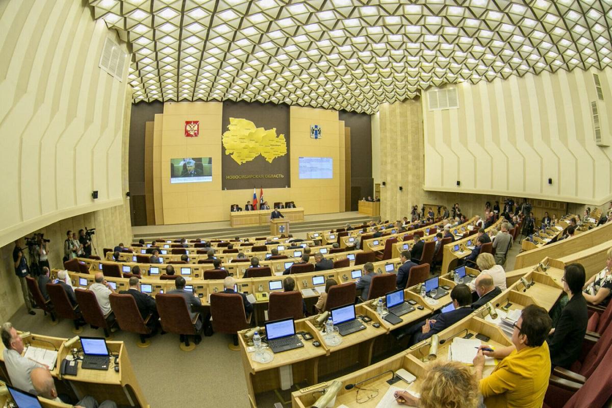 От санкций до ИИ-диагностики: правительство Новосибирской области перезагружает стратегию развития до 2030 года