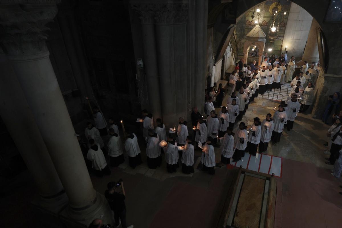 Скандал у Гроба Господня: Израиль объяснил недопуск патриарха мерами безопасности