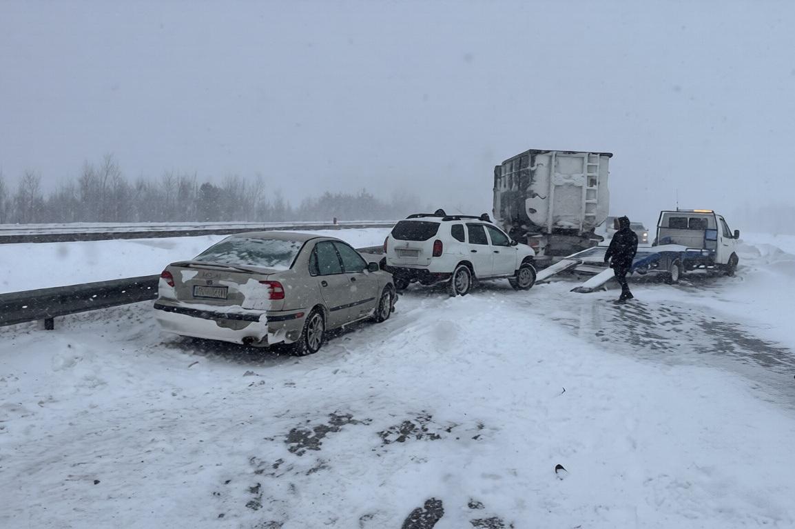 Chery Arrizo 8, Omoda и Belgee возглавили антирейтинг самых разбиваемых авто зимы
