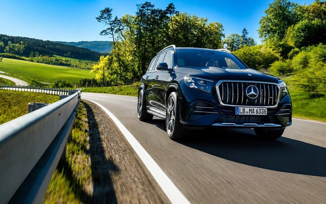 V8, 603 силы и 3,6 секунды до «сотни»: обновлённые Mercedes-AMG GLE и GLS уже в пути — дилеры готовятся к старту продаж