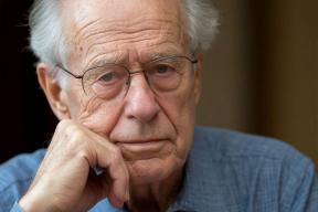 Корейские ученые выяснили, что отказ от сигарет резко повышает риск Паркинсона, но при этом продлевает жизнь