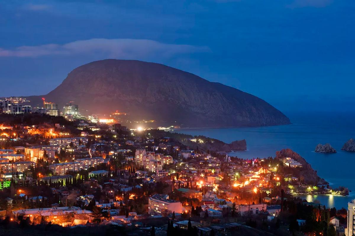 США обсуждают план урегулирования конфликта: Крым — за Россией, НАТО — без Украины