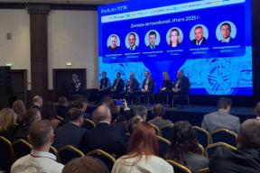 Сто закрытых салонов и банкротство «КлючАвто»: дилеры подвели печальный итог 2025 года