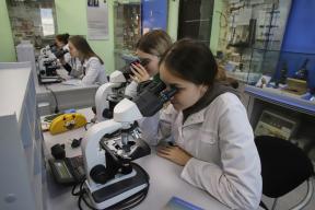 Тысяча лабораторий для рывка: «Единая Россия» замкнет цепочку от науки до производства — как проект станет основой технологического лидерства