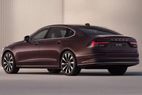 От 40 до 20 тысяч долларов: почему флагманский Volvo S90 за полтора года потерял половину цены