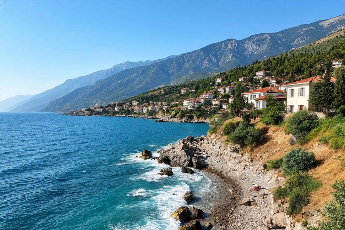 На пляжи Стамбула вынесло ракету: турецкие саперы не стали рисковать