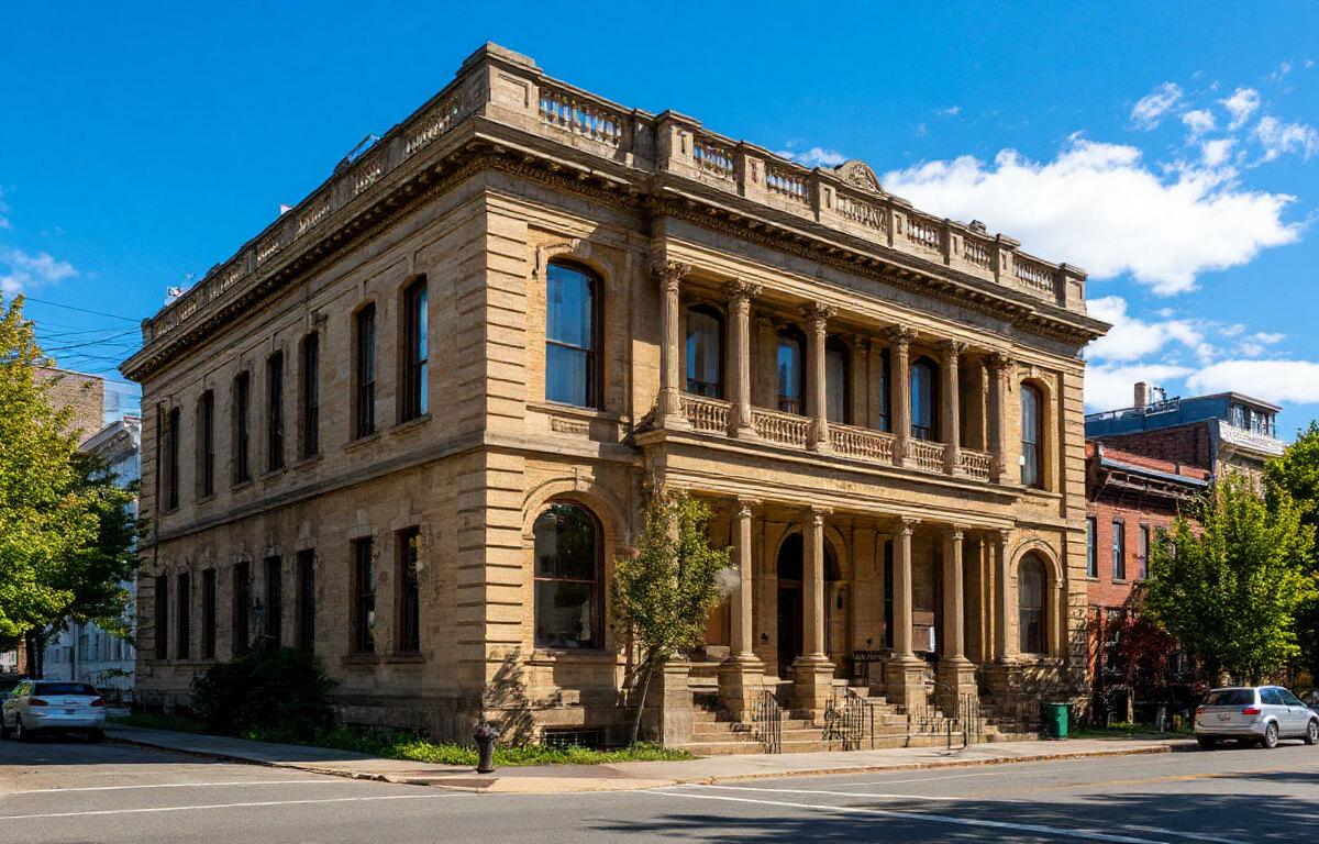 Sohu: Россия дала Польше жесткий отпор после попытки захватить консульство РФ