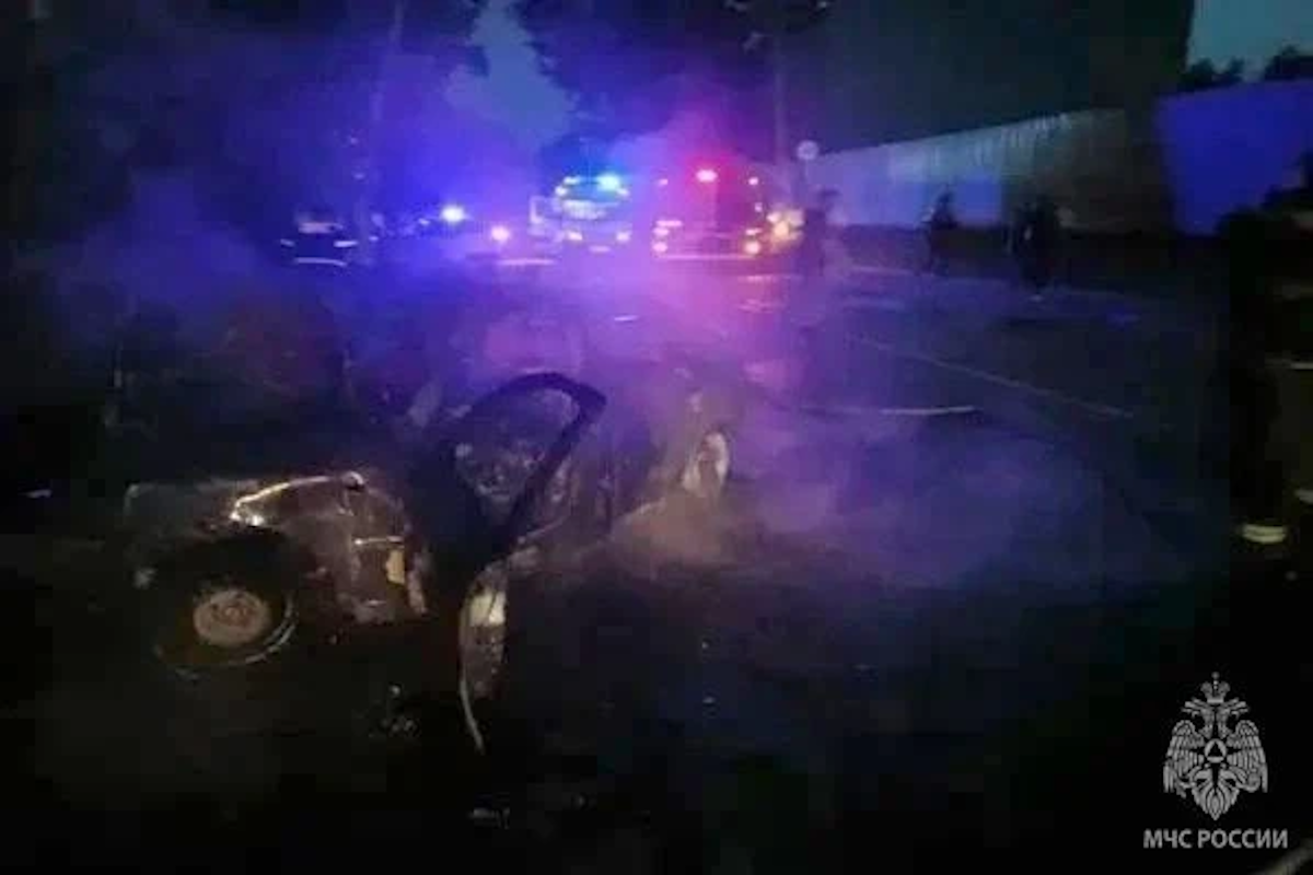 В Татарстане в ДТП погибли шесть подростков, находившиеся в салоне загоревшейся машины