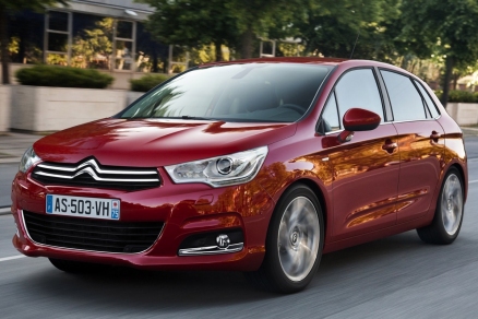 Московский дилер предлагает купить новый Citroen C4 калужской сборки