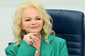 Лариса Долина впервые рассказала, как попытка мошенников лишить ее квартиры разбила ей сердце и изменила голос