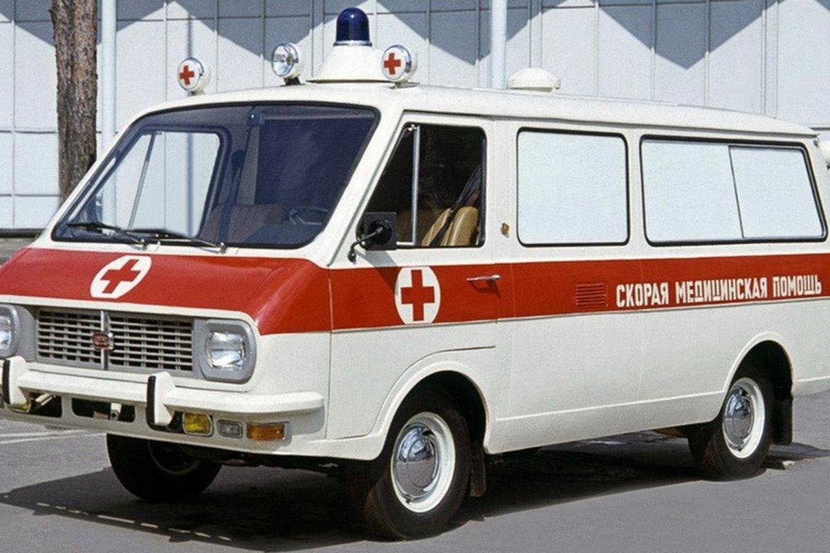 Старшему поколению россиян объяснили причины ностальгии по советской медицине