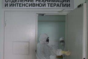 A girl from Ufa who was thrown out of a window by her father was discharged from intensive care.