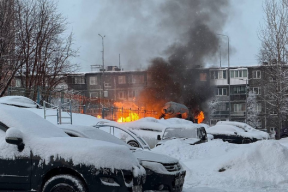 В Мурманске загорелся газовый коллектор