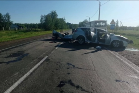 В Тюменской области в ДТП с автобусом пострадали шесть человек