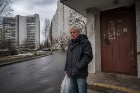 Ел в столовой для бездомных, жил в полной изоляции и бесследно исчез: трагедия брата Хазанова