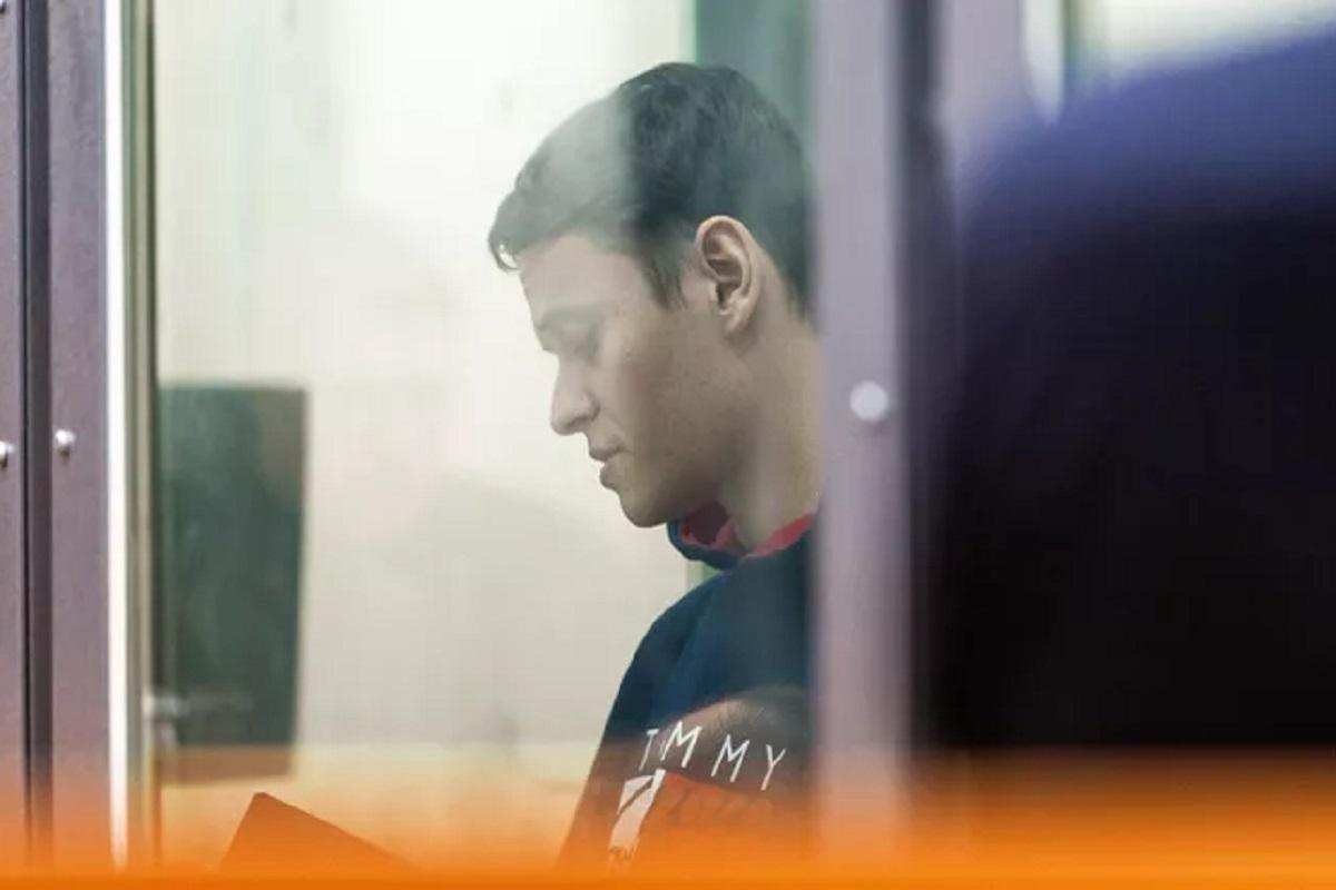 Суд отклонил ходатайство защиты о направлении осужденного певца Шарлота в зону спецоперации