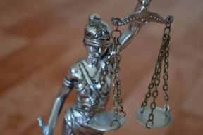 Суд над экс-главой Болхова за растрату