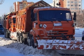 В Волжском техника комбината благоустройства начала работу в зимнем режиме