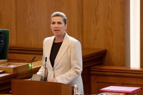 Фредериксен осадила Трампа из-за заявлений касательно Гренландии