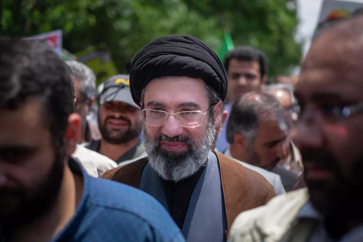 КСИР клянется в верности сыну убитого Хаменеи и готовит ответ Трампу