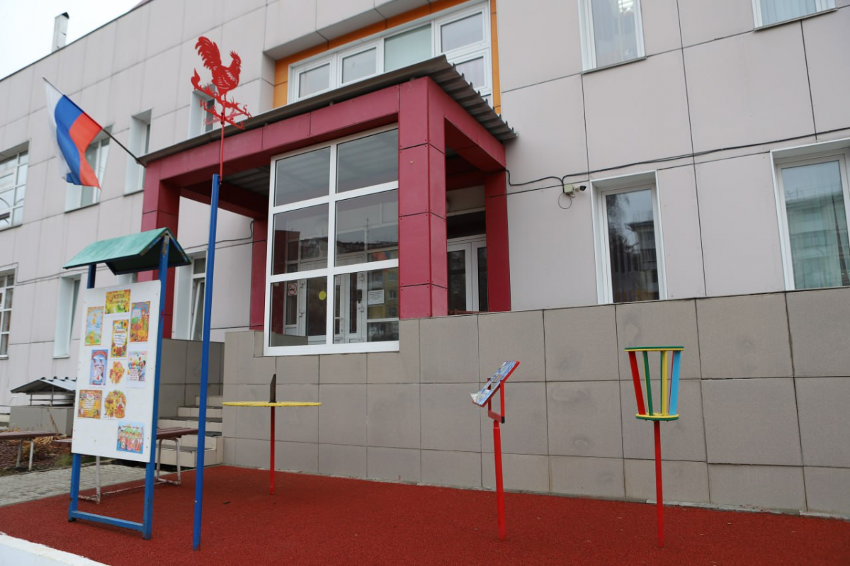 Мэр Руслан Болотов: В 2025 году в Иркутске проведут в порядок почти в 100 образовательных учреждений