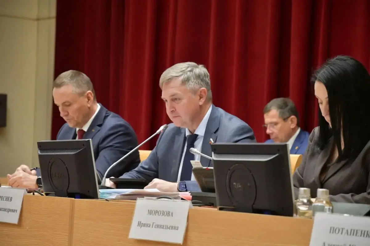 Спикер Заксобрания Роман Береснев: В Кировской области почти миллиард рублей дополнительно направят на лекарства, зарплаты бюджетников и поддержку муниципалитетов