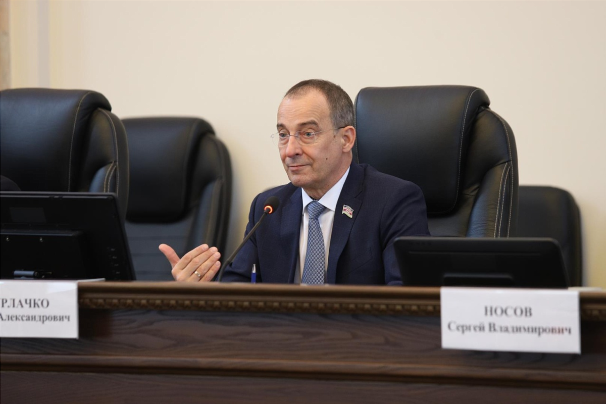 Юрий Бурлачко открыл цикл семинаров для молодых депутатов Кубани