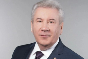 Председатель Думы ХМАО - Югры Борис Хохряков поздравил жителей округа с Днем народного единства