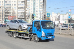 Власти Петербурга повысили стоимость хранения машин на штрафстоянках