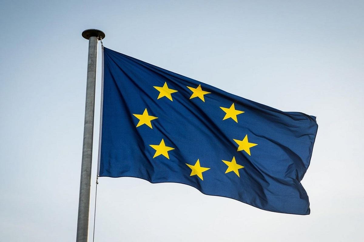 СМИ видят в антироссийской кампании ЕС предвестник крупного столкновения