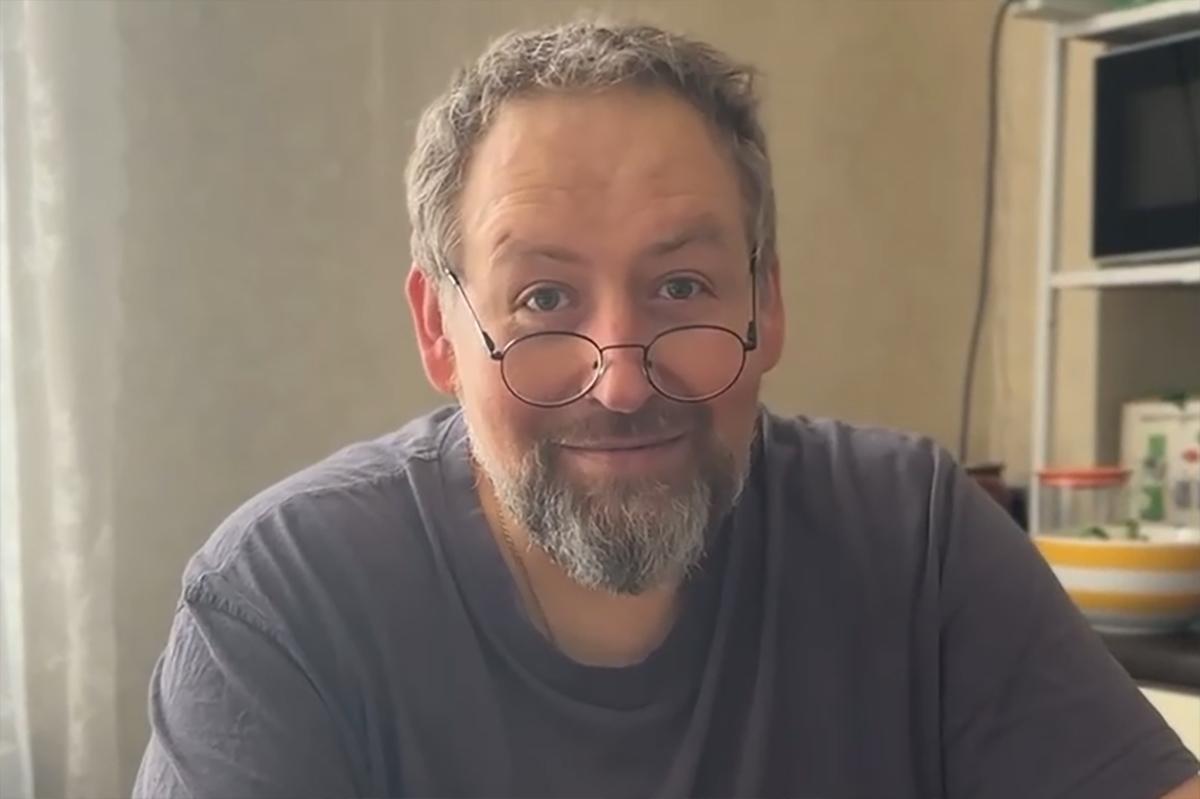 Звезда «Ворониных» Стас Дужников сбросил половину себя после страшной операции