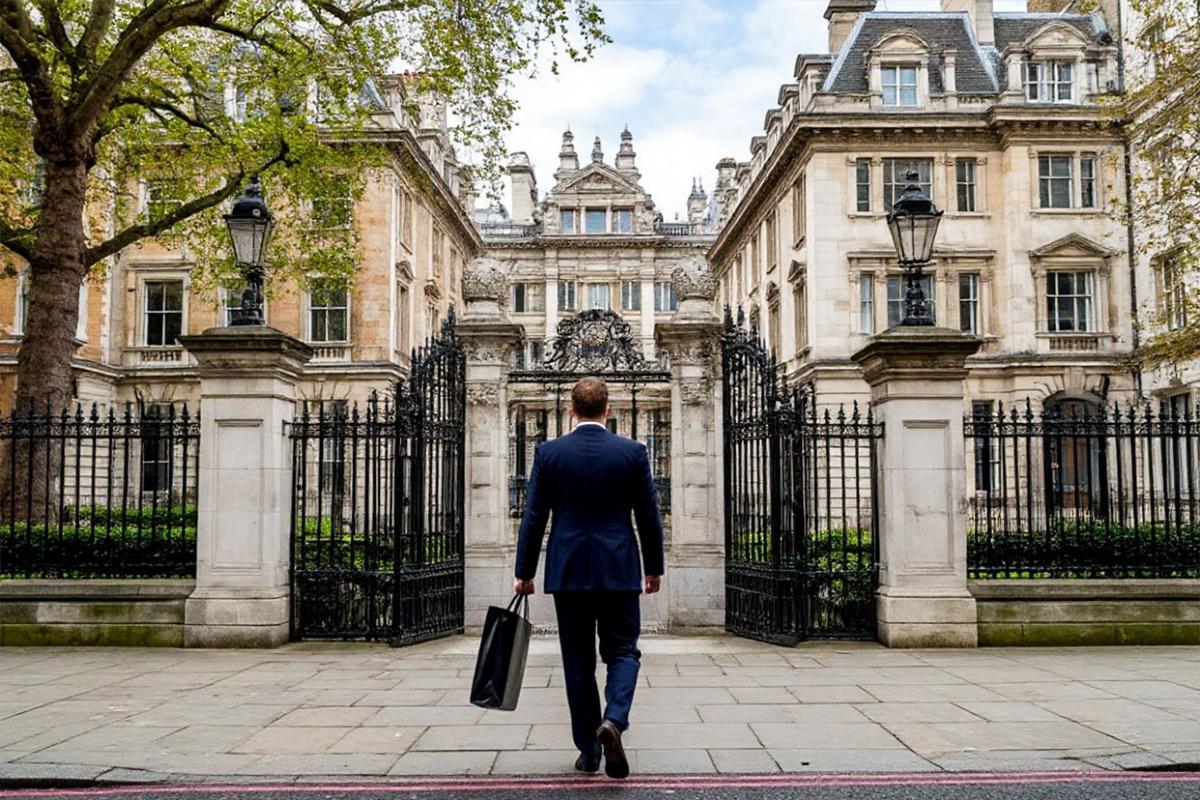 Британец лишился наследства из-за того, что изменил жене