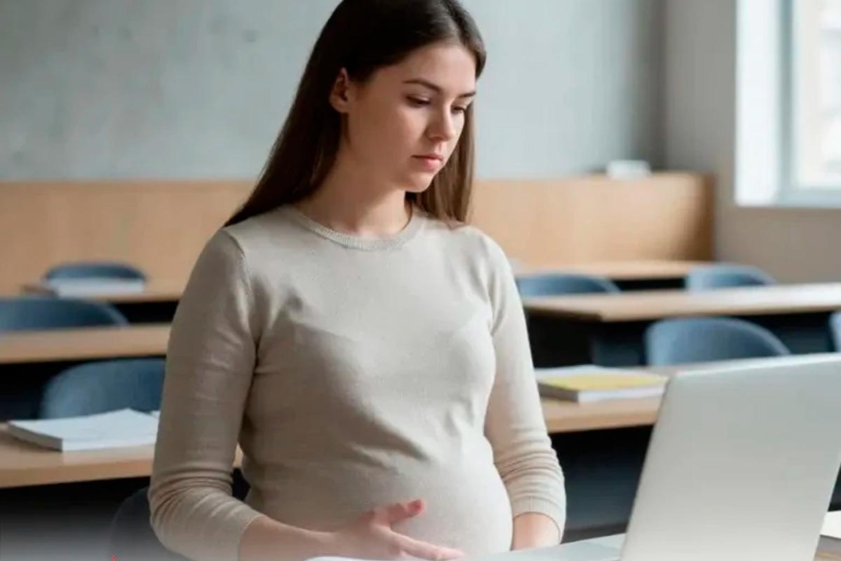 Беременные жительницы Рассказова, обучающиеся на очных отделениях, имеют право на единовременную выплату в 100 тысяч рублей